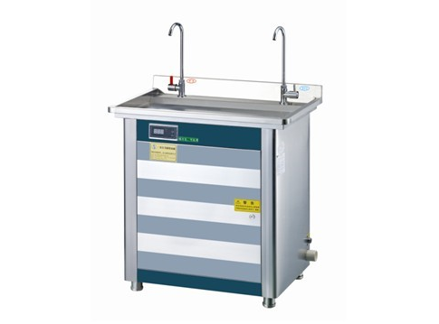 兒童的飲水設(shè)備 兒童的飲水設(shè)備